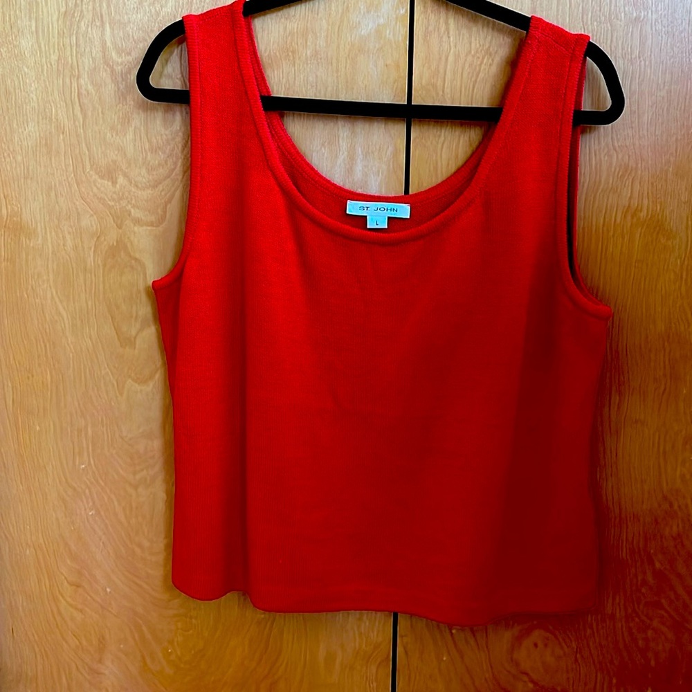 St. John Knits Santana Tank/Shell. Cherry. Size L. Vintage.